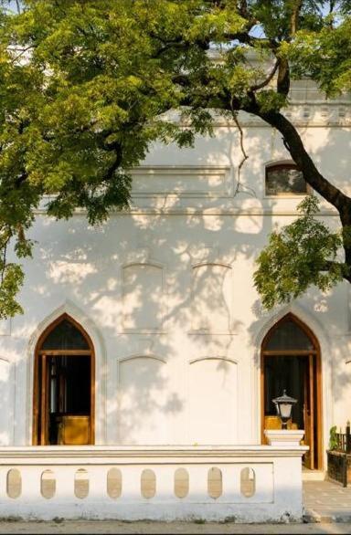 Готель A Mansion Kashipur Екстер'єр фото